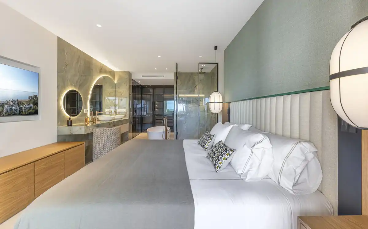 Apartamento con piscina en venta en Selwo, imagen 9