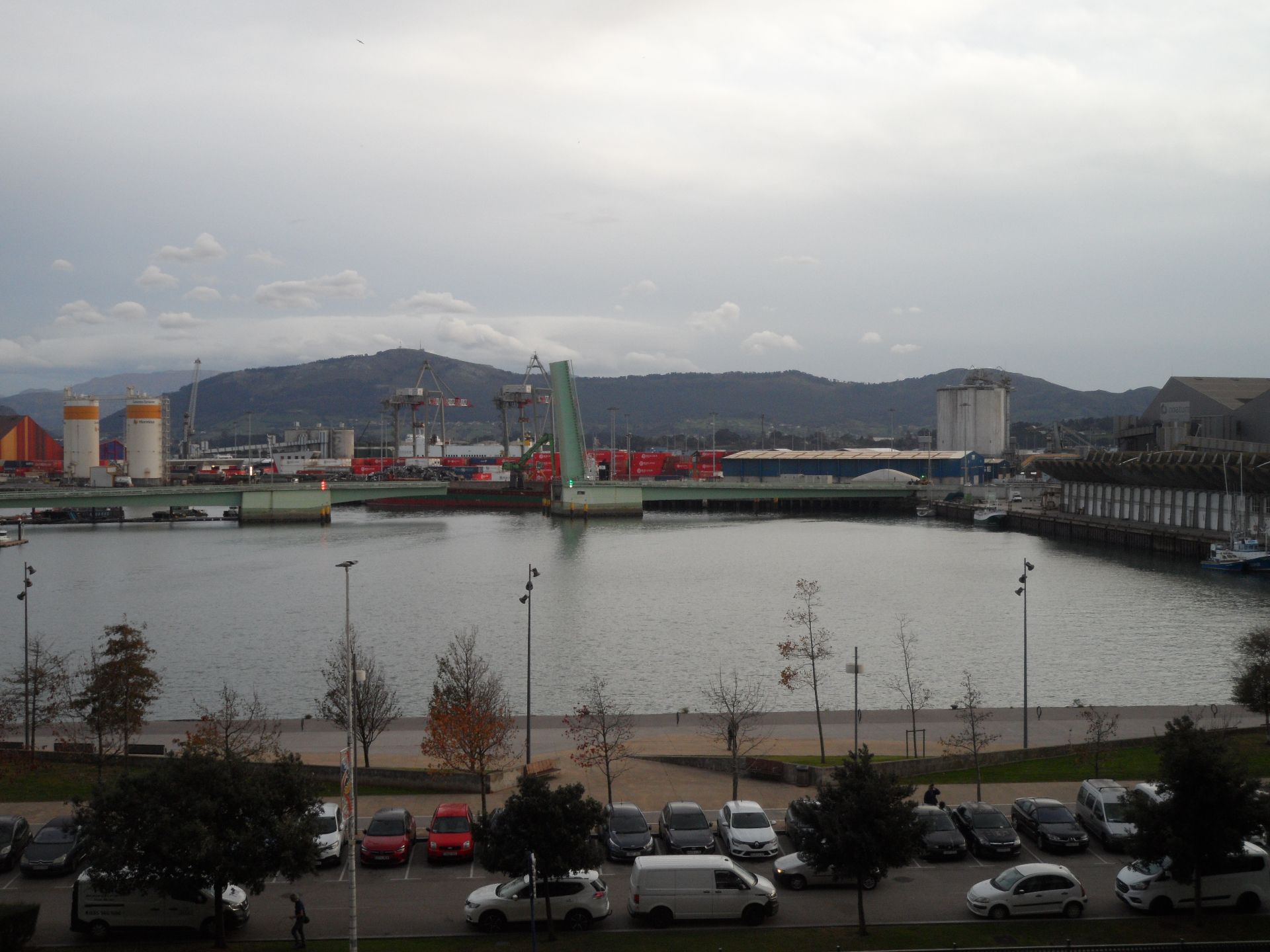 Aparcament de Pis en venda en Santander amb Calefacció, Parquet i Traster