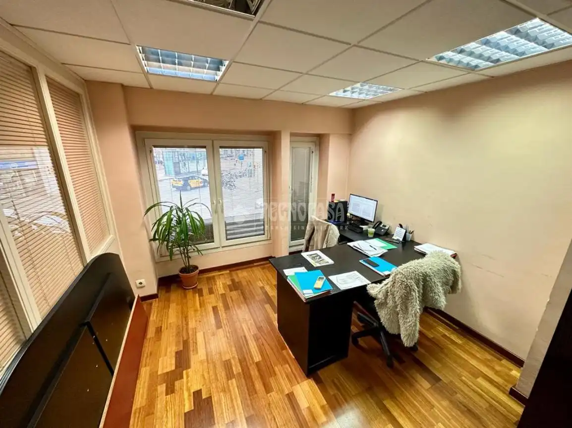Bureau avec ascenseur à vendre à Eixample, imagen 19