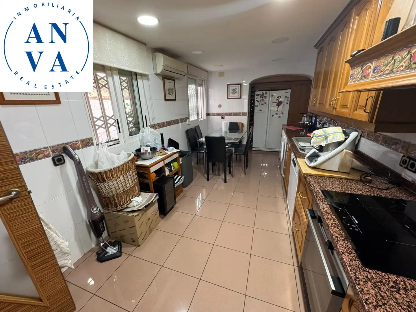 Küche von Haus oder Chalet zum Verkauf in Sant Joan d'Alacant mit Klimaanlage, Privatgarten und Abstellraum