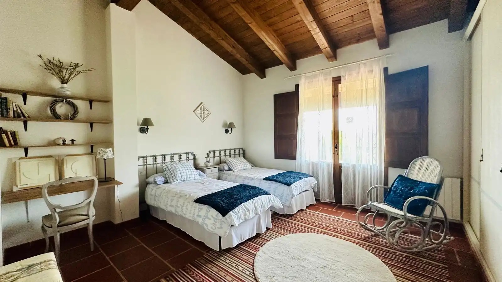 Habitación de Terreno en venta en Monroyo