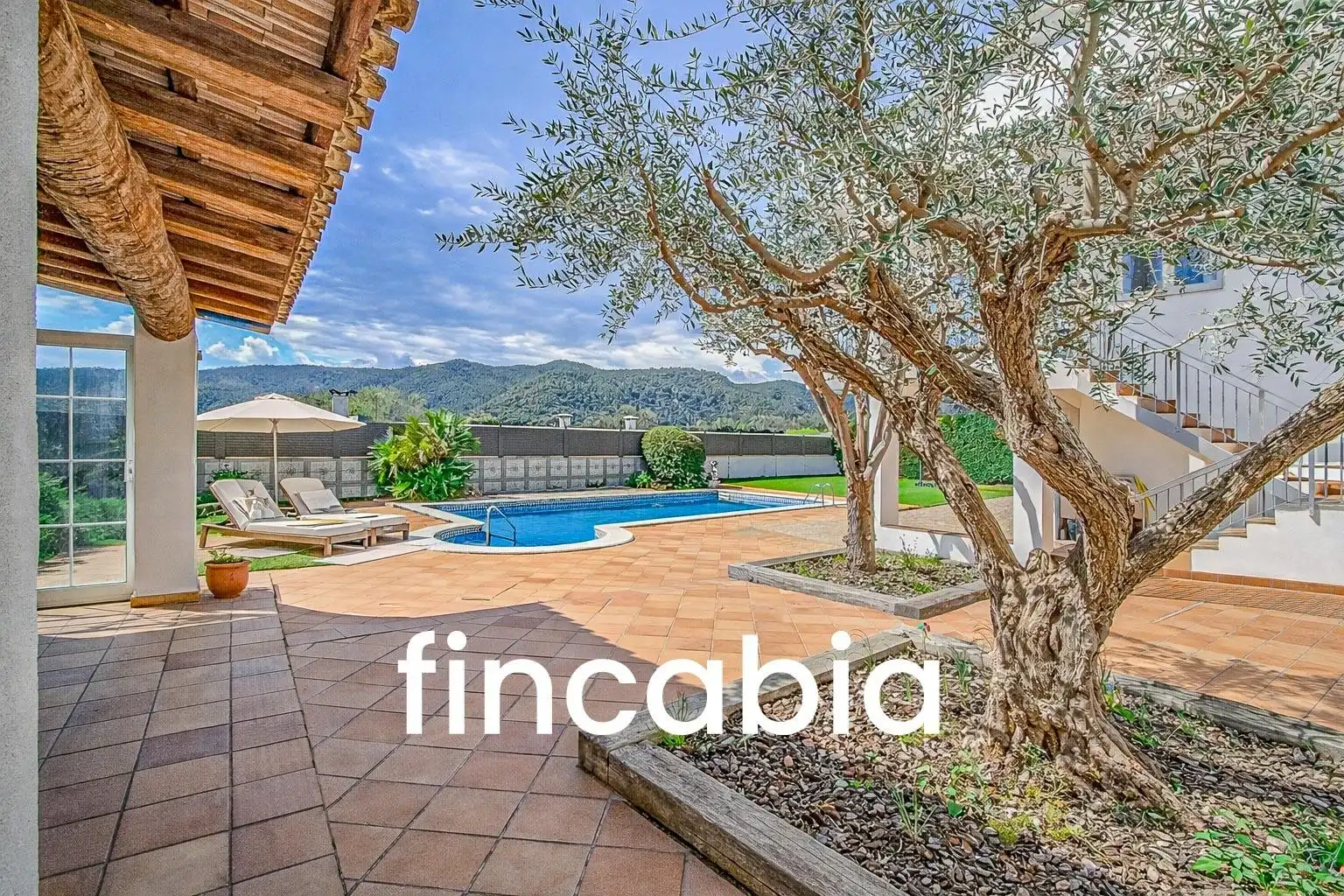 Vista exterior de Casa o xalet en venda en Santa Coloma de Farners amb Aire condicionat, Calefacció i Jardí privat