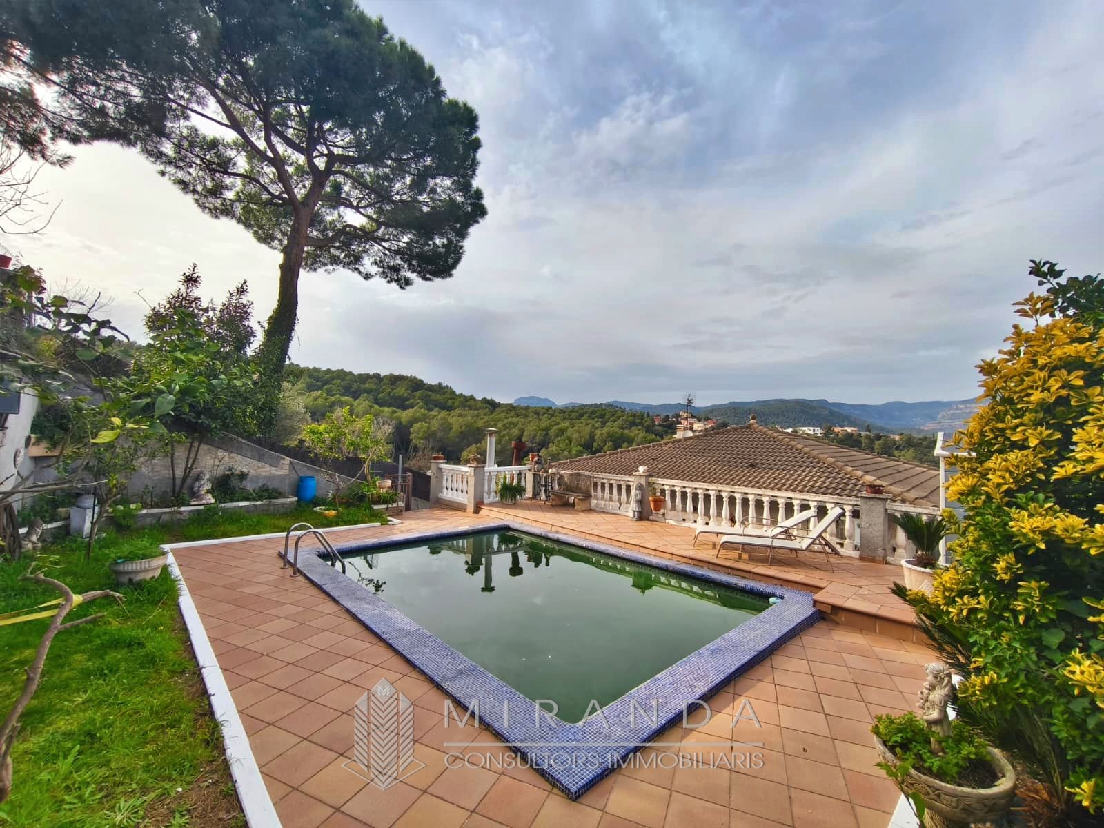 Piscina de Casa o chalet en venta en Bigues i Riells del Fai con Aire acondicionado, Calefacción y Jardín privado