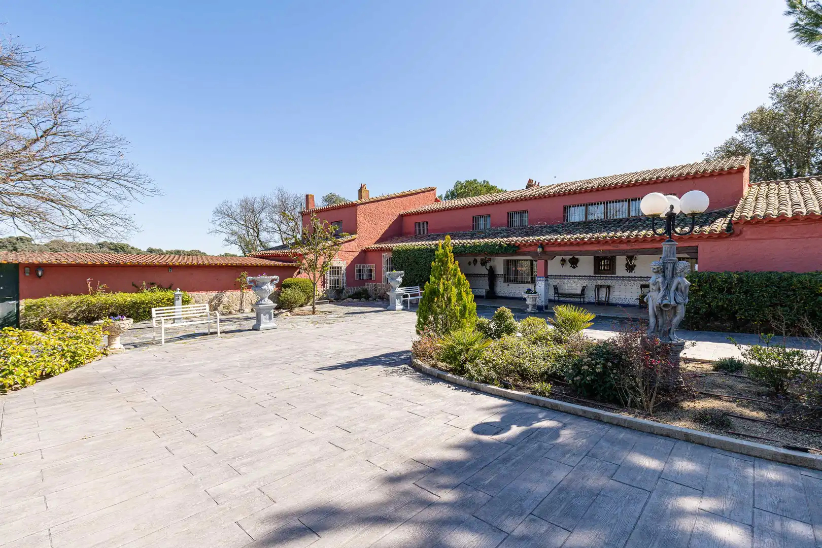 Exterior view of Houses for sale in Villanueva de la Cañada  with Air Conditioner, Heating and Private garden