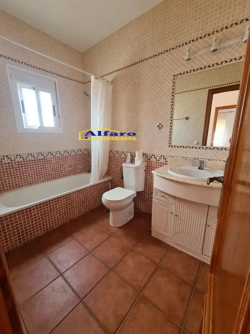 Chalet con terraza en venta en Matalascañas, imagen 3