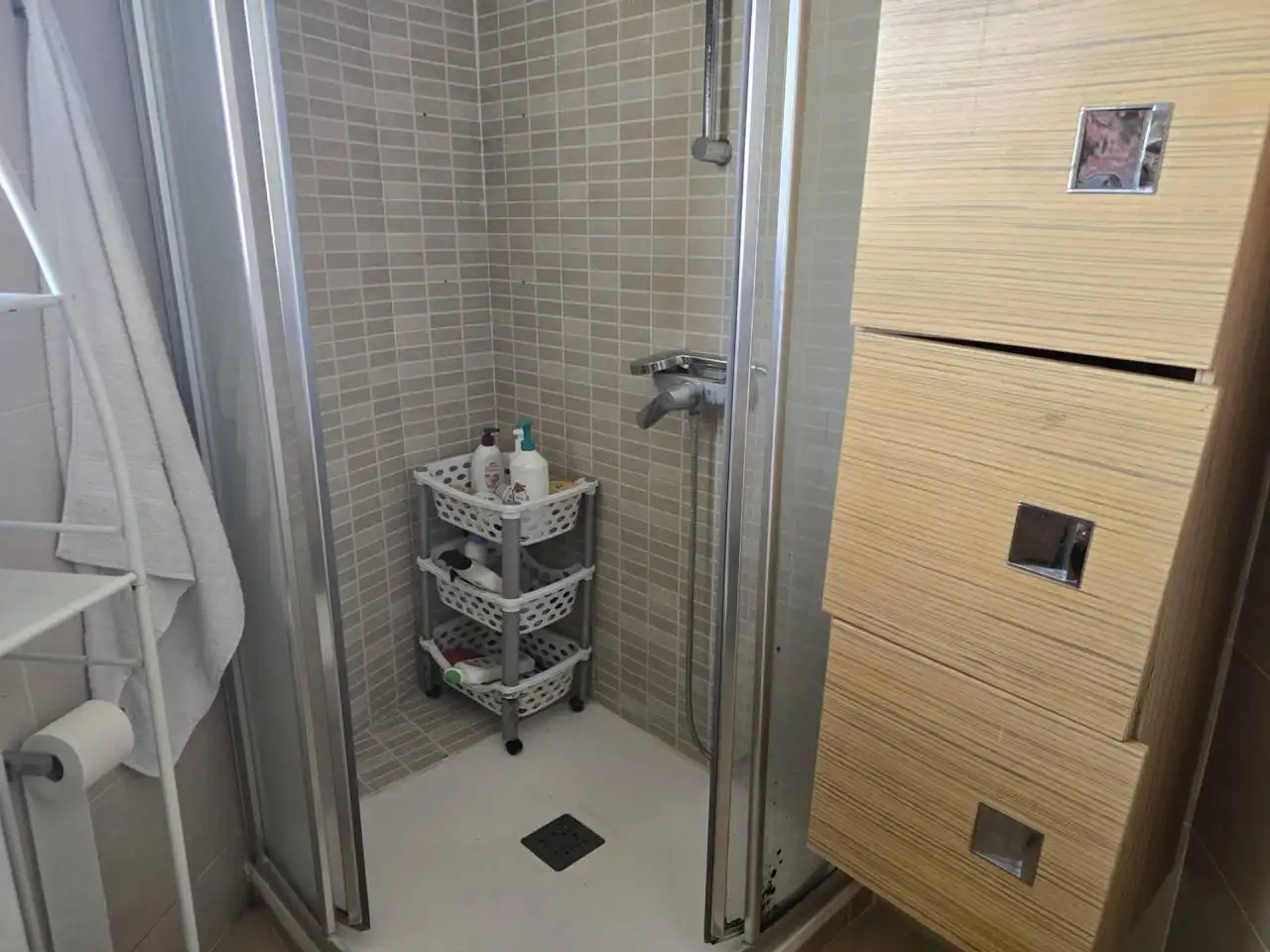 Badezimmer von Wohnung zum Verkauf in Terrassa mit Klimaanlage, Heizung und Parkett
