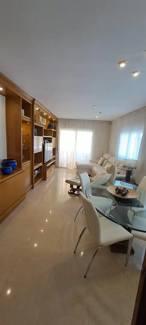 Wohnzimmer von Wohnung zum Verkauf in La Ràpita mit Klimaanlage, Möbliert und Gemeinschaftspool