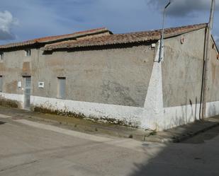 Vista exterior de Casa o xalet en venda en Palacios del Pan