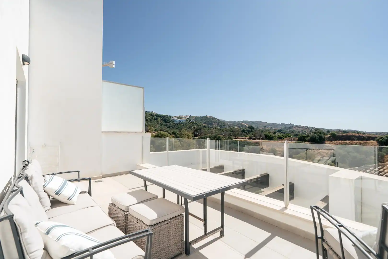 Maisonette zur Miete in Urbanización Altos de los Monteros, C/ Encinar s/, Alto de los Monteros