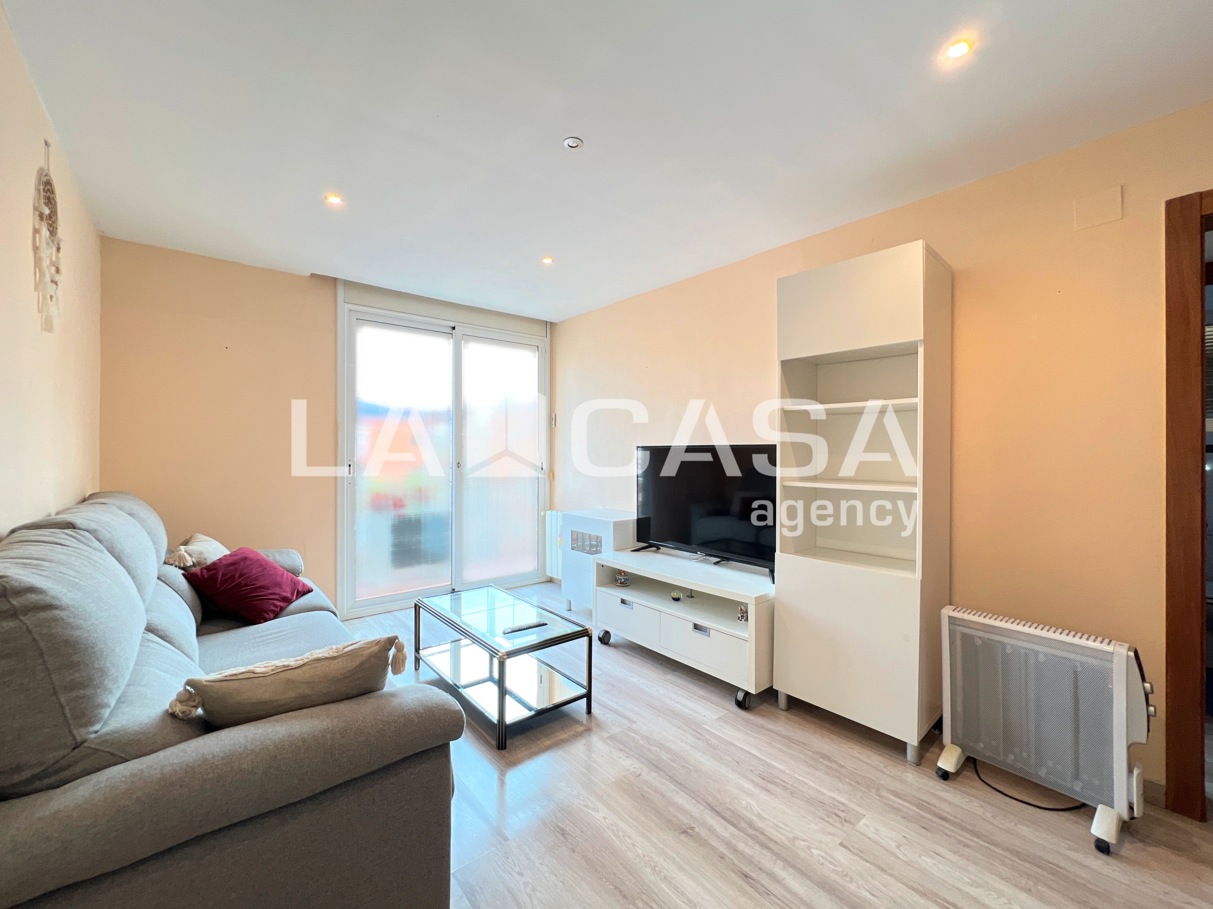 Living room of Flat for sale in Badalona  with Heating and Balcony