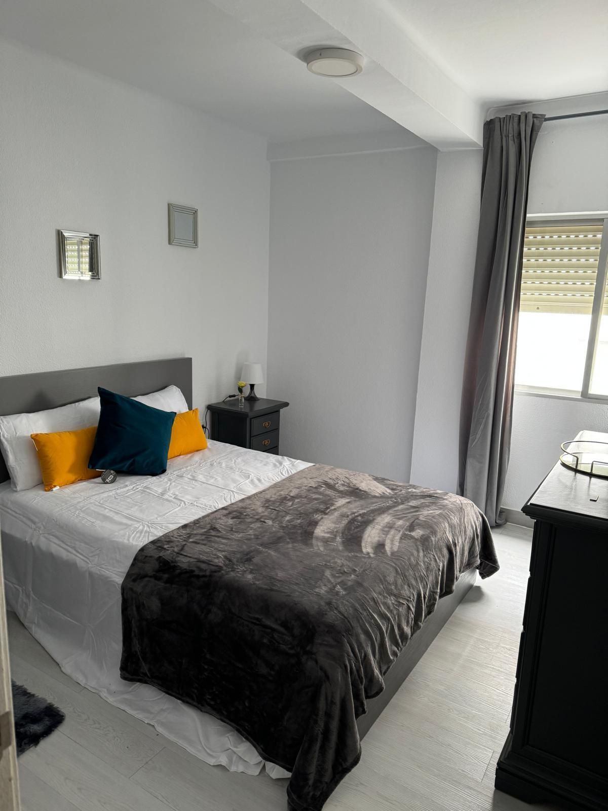 Pis per a compartir a luis braile, San Pedro - Gabriel Miró - María Guerrero