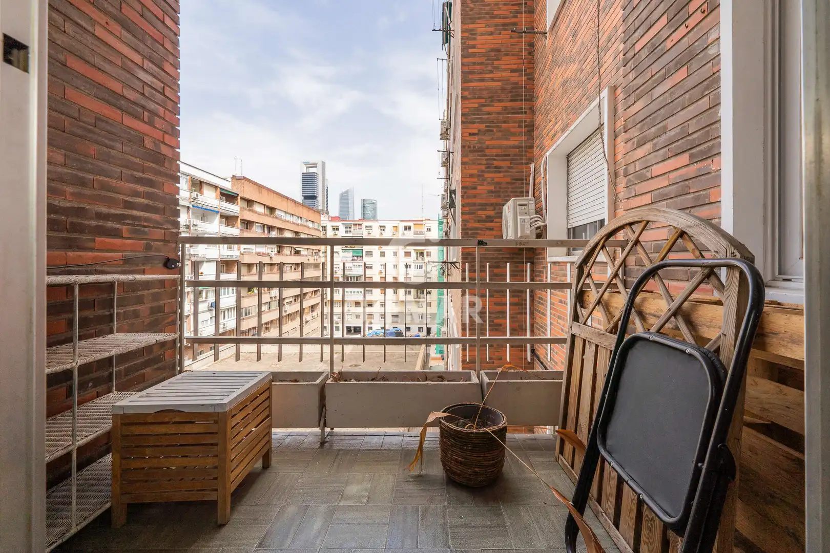 Terraza de Piso en venta en Madrid con Calefacción, Piscina y Balcón