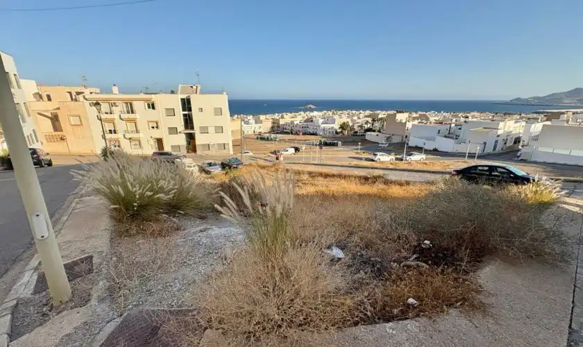 Residential land for sale in Calle Miguel Cervantes 3