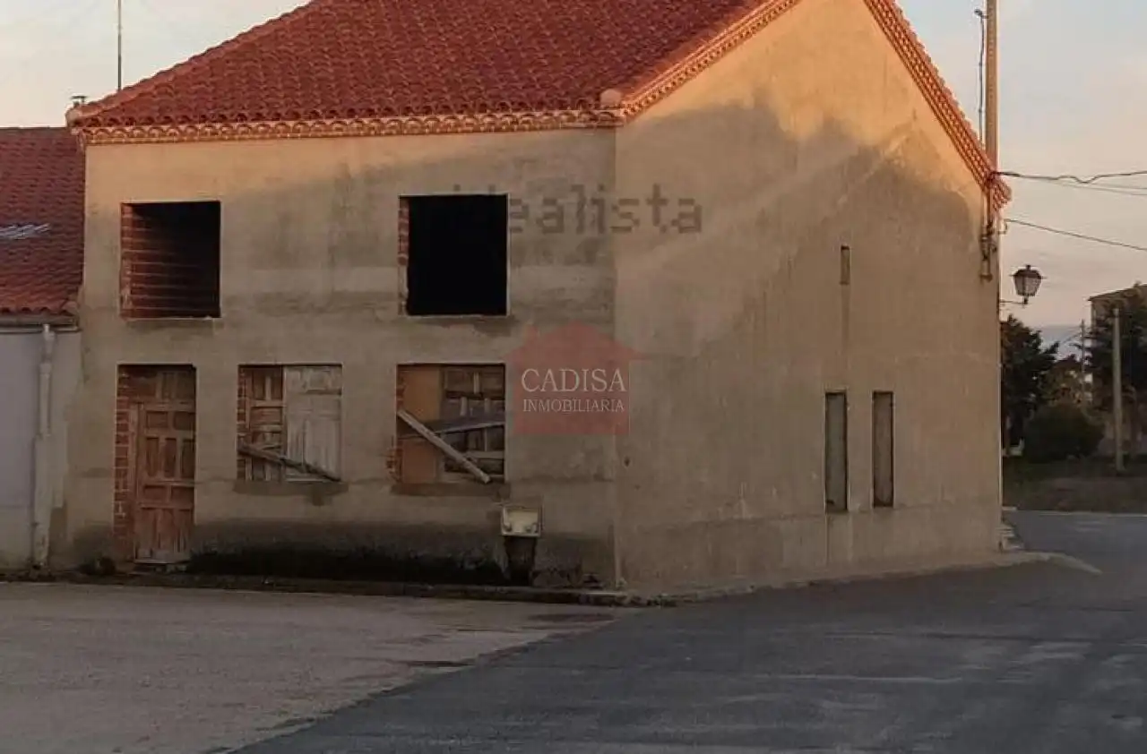 Vista exterior de Casa o chalet en venta en Ventosa del Río Almar con Calefacción