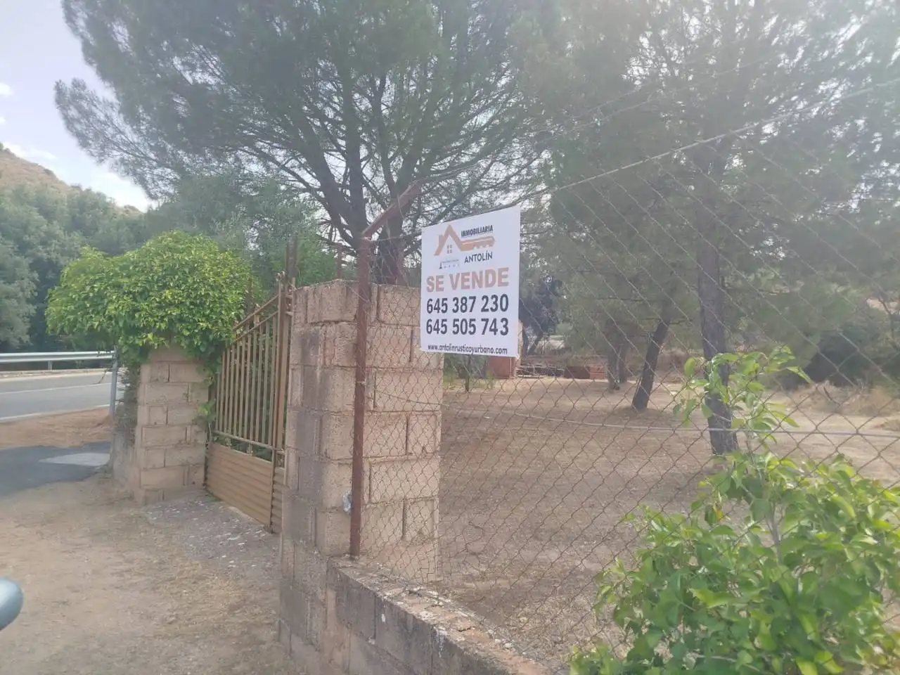 Lands and plots for sale in Calle Ctra Ruidera La Ossa AB-612