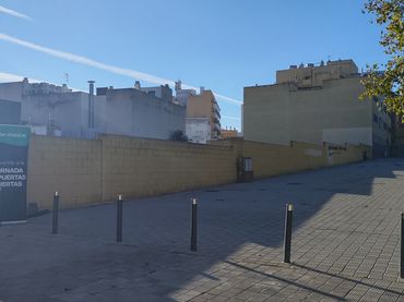 Terreny industrial en venda a Plaza Arahal 6