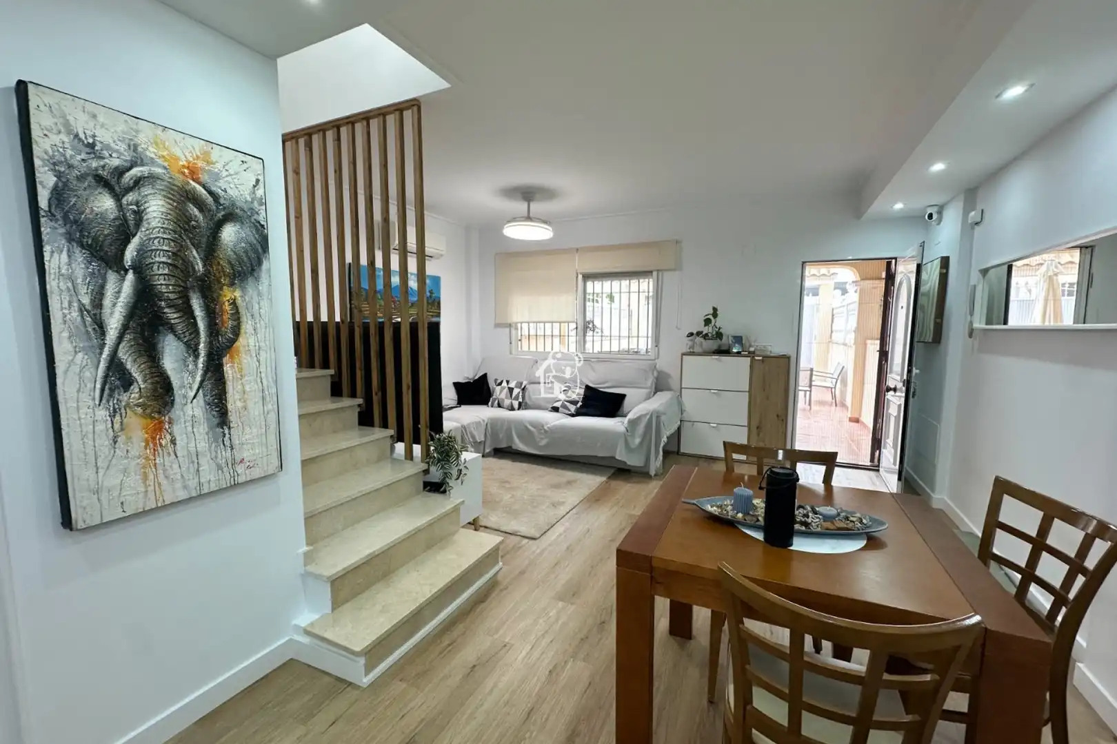 Detached homes for rent in Orihuela  with Air Conditioner, Terrace and Swimming Pool