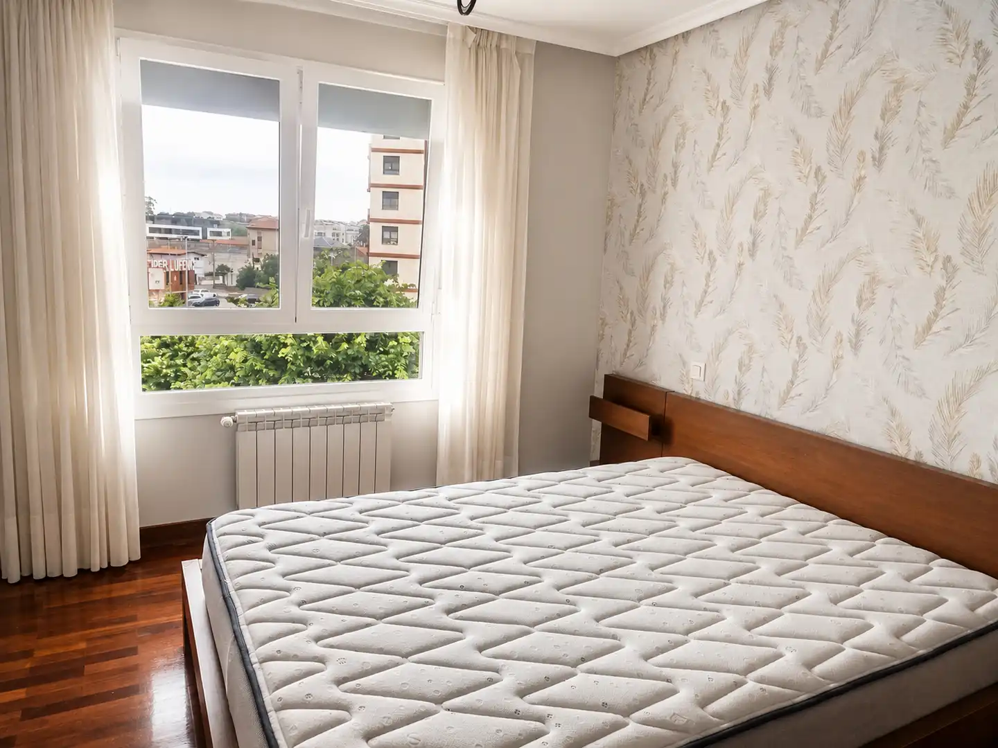 Dormitori de Pis de lloguer en Santander amb Calefacció, Terrassa i Traster