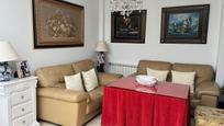 Sala d'estar de Casa adosada en venda en  Córdoba Capital amb Aire condicionat, Calefacció i Terrassa