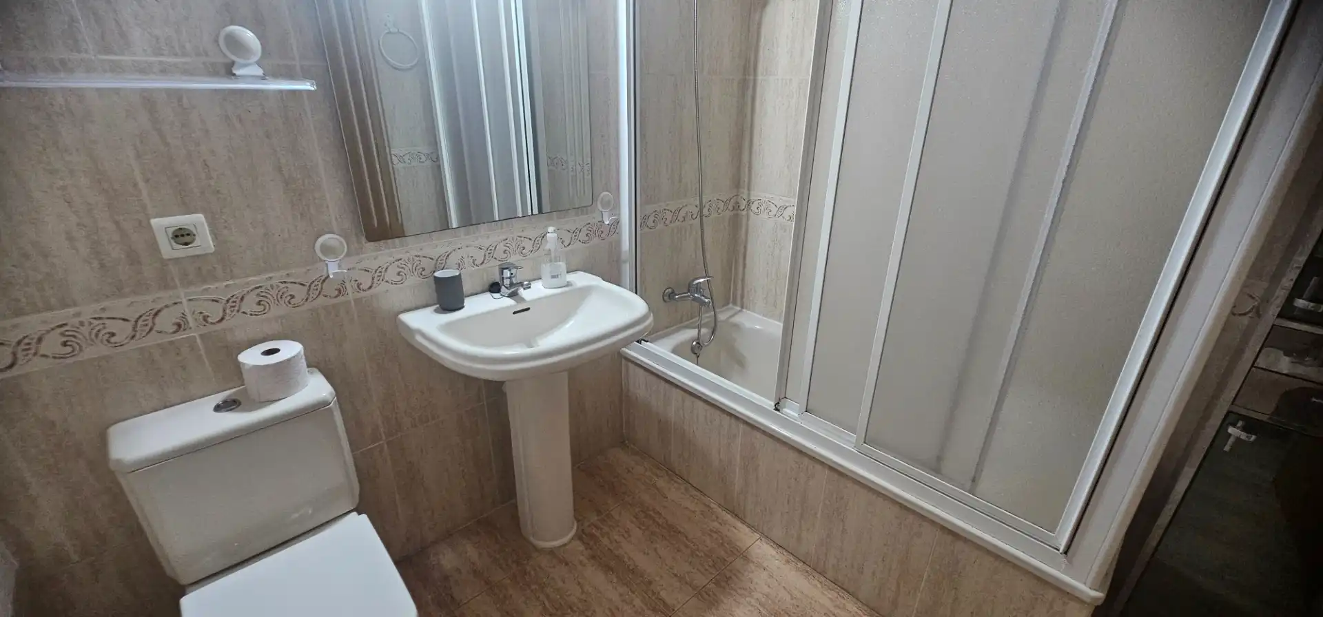 Bany de Apartament de lloguer en Alboraya amb Aire condicionat, Terrassa i Moblat