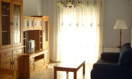 Foto 2 de Piso de alquiler en Valdepeñas, Ciudad Real