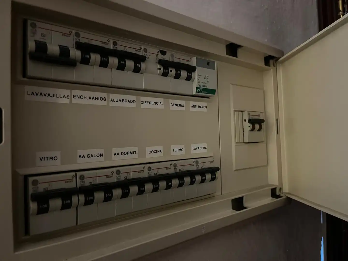 Flat for sale in Málaga  with Air Conditioner