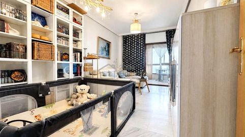 Foto 2 de Apartamento en venta en Calle Presidente Adolfo Suárez, Via Parque, Benidorm