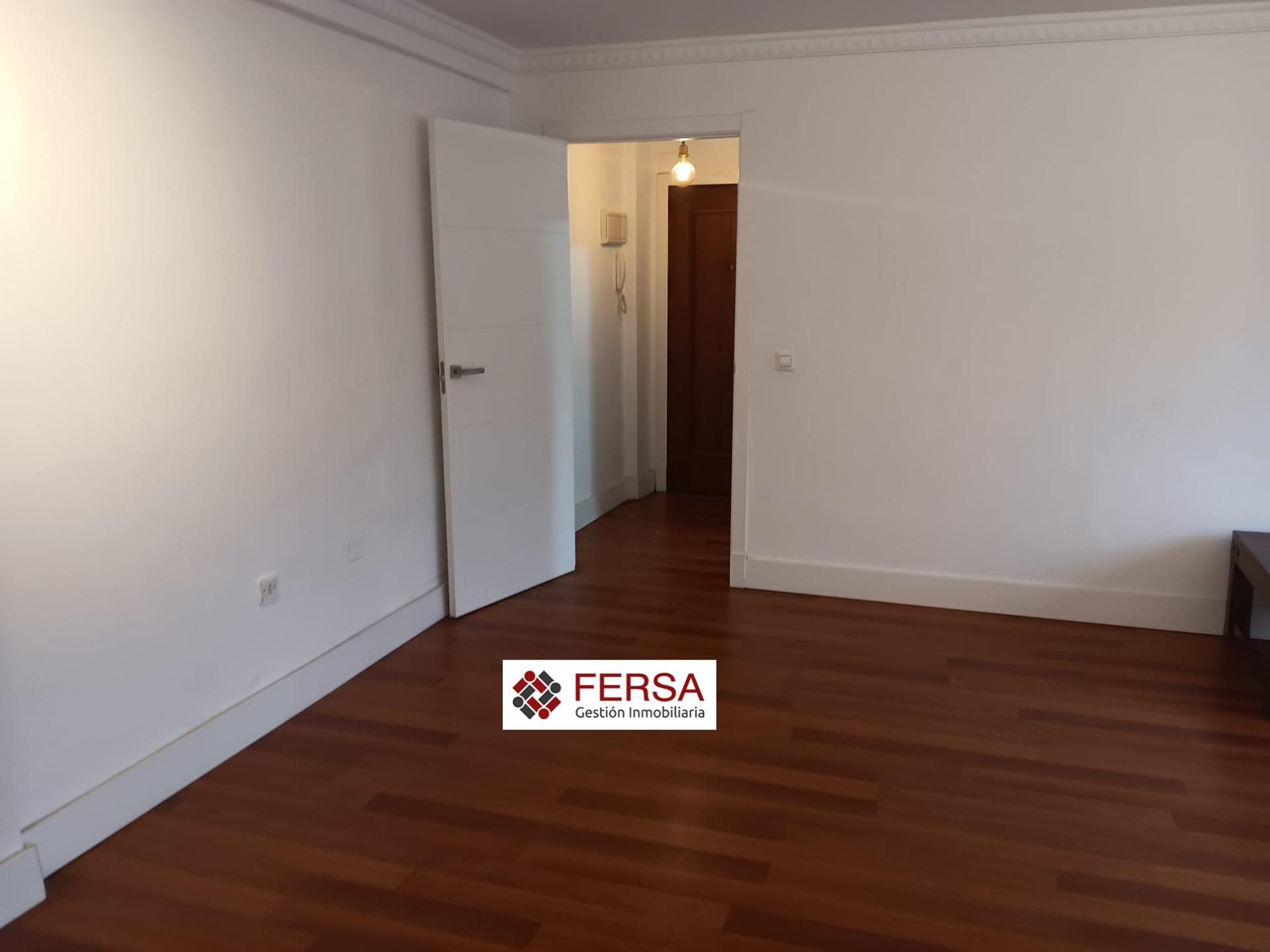 Pis en venda a Crevillet