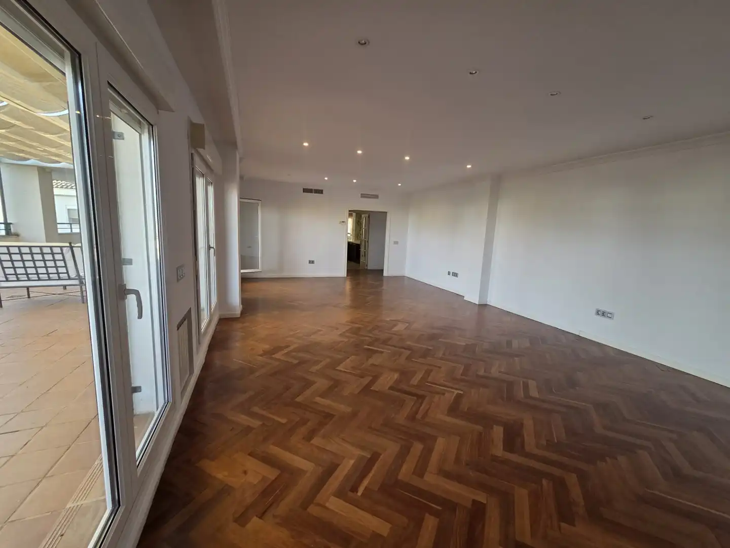 Ático de alquiler en Badajoz con Aire acondicionado, Calefacción y Parquet