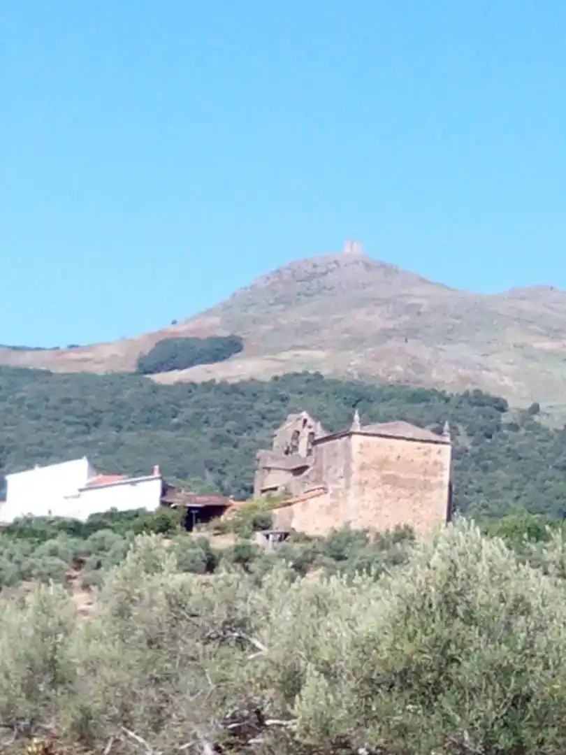 Vista exterior de Casa adosada en venda en Cadalso amb Traster, Moblat i Forn