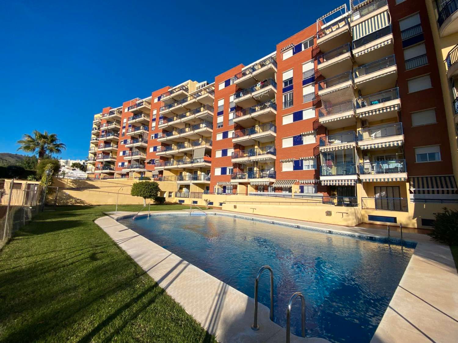 Swimming pool of Flat for sale in Vélez-Málaga  with Terrace, Swimming Pool and Furnished