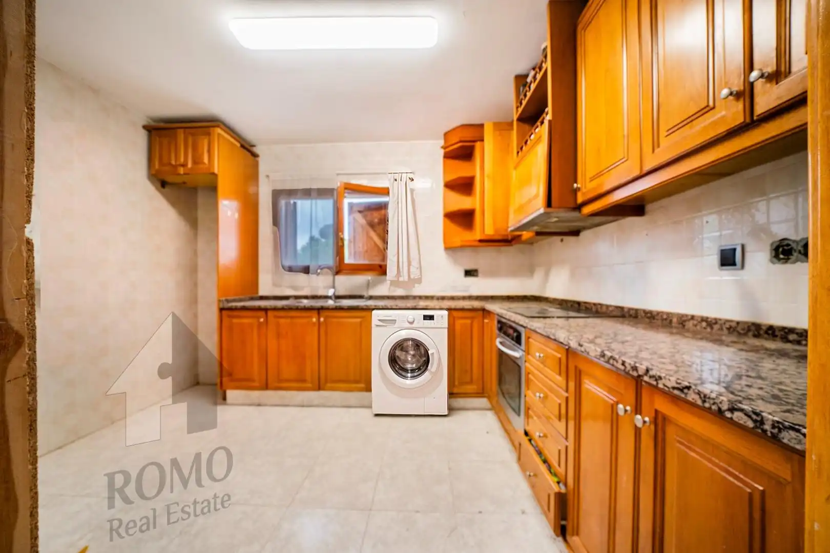 House with garden for sale in Carrer Pimpinella, imagen 15