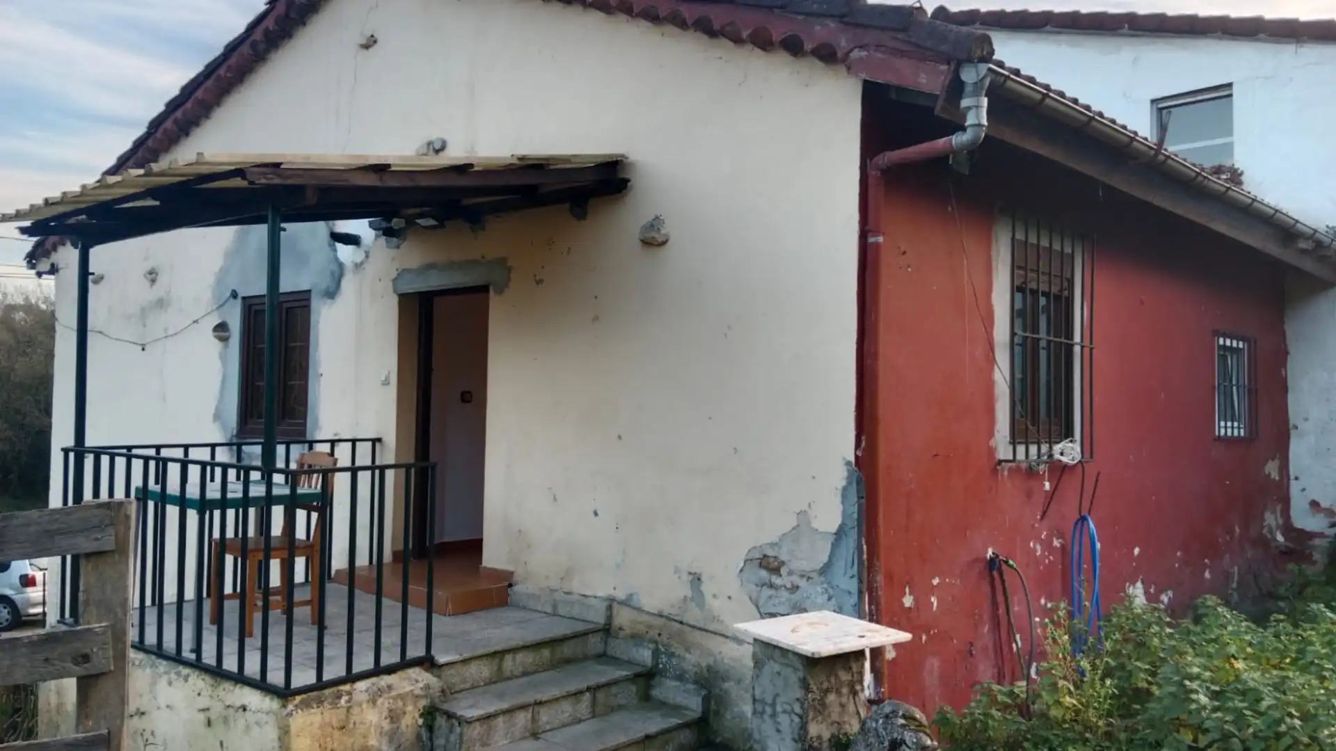 Vista exterior de Casa adosada de lloguer en Medio Cudeyo amb Jardí privat, Traster i Balcó