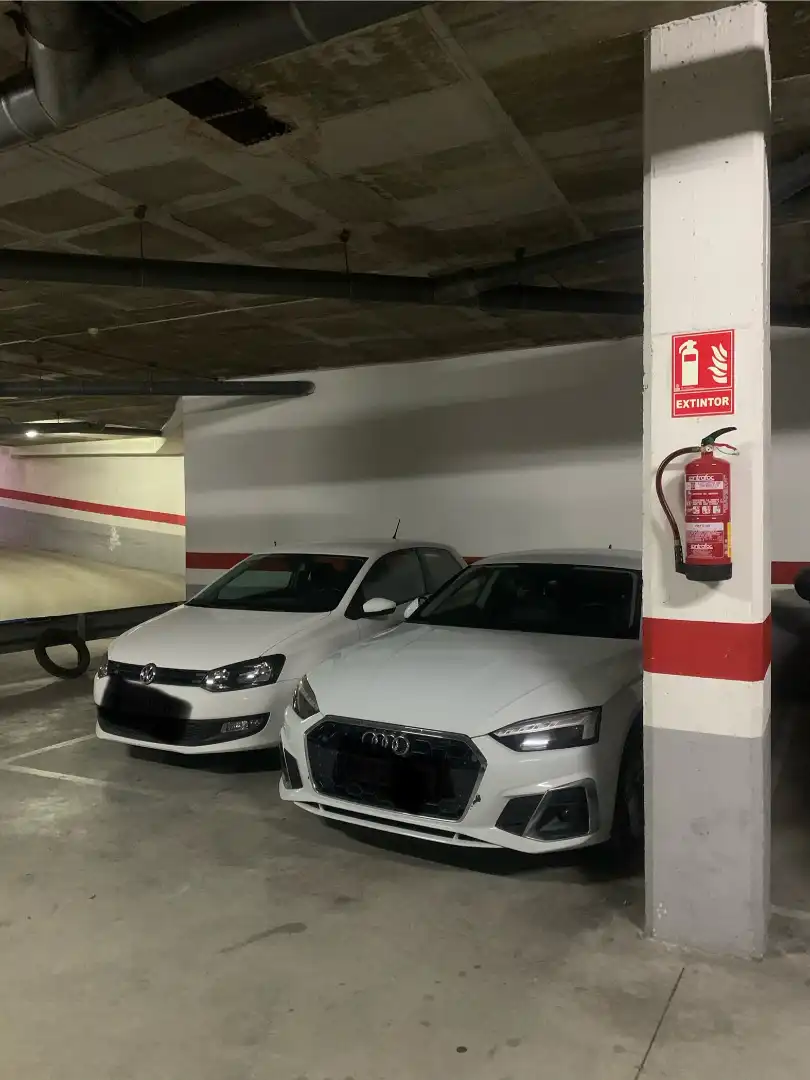 Garage zur Miete in Carrer Pizarro, 65, Eixample, Mataró