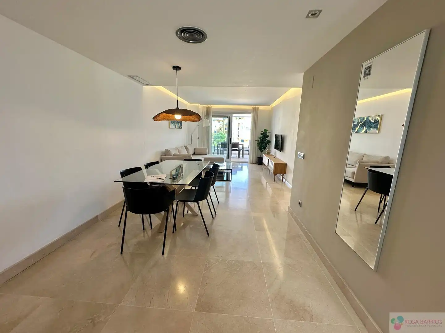 Comedor de Ático en venta en Marbella con Terraza y Piscina comunitaria