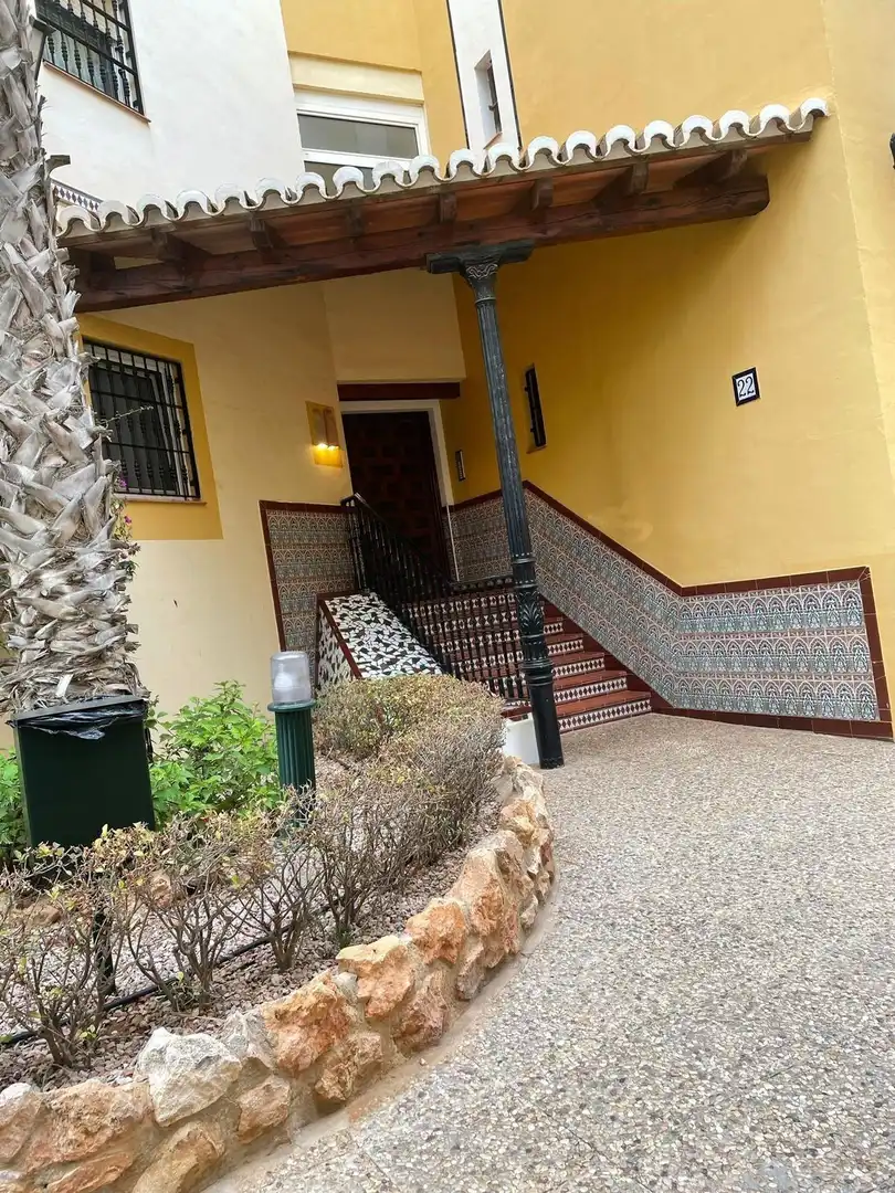Ático en venta en Torrevieja con Aire acondicionado, Jardín privado y Terraza