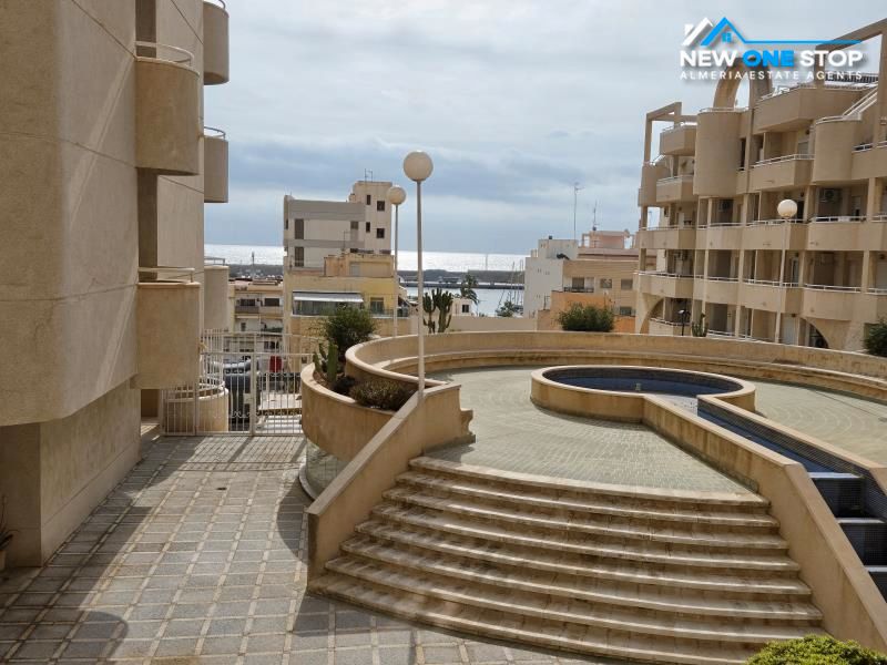 Terrassa de Apartament en venda en Garrucha amb Terrassa, Moblat i Forn