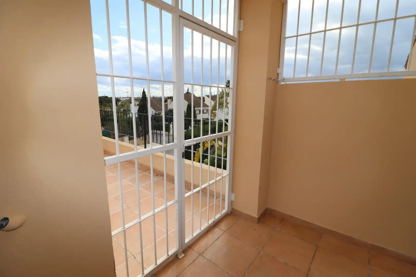 Casa pareada con jardín en alquiler en Pobles del Nord, imagen 9