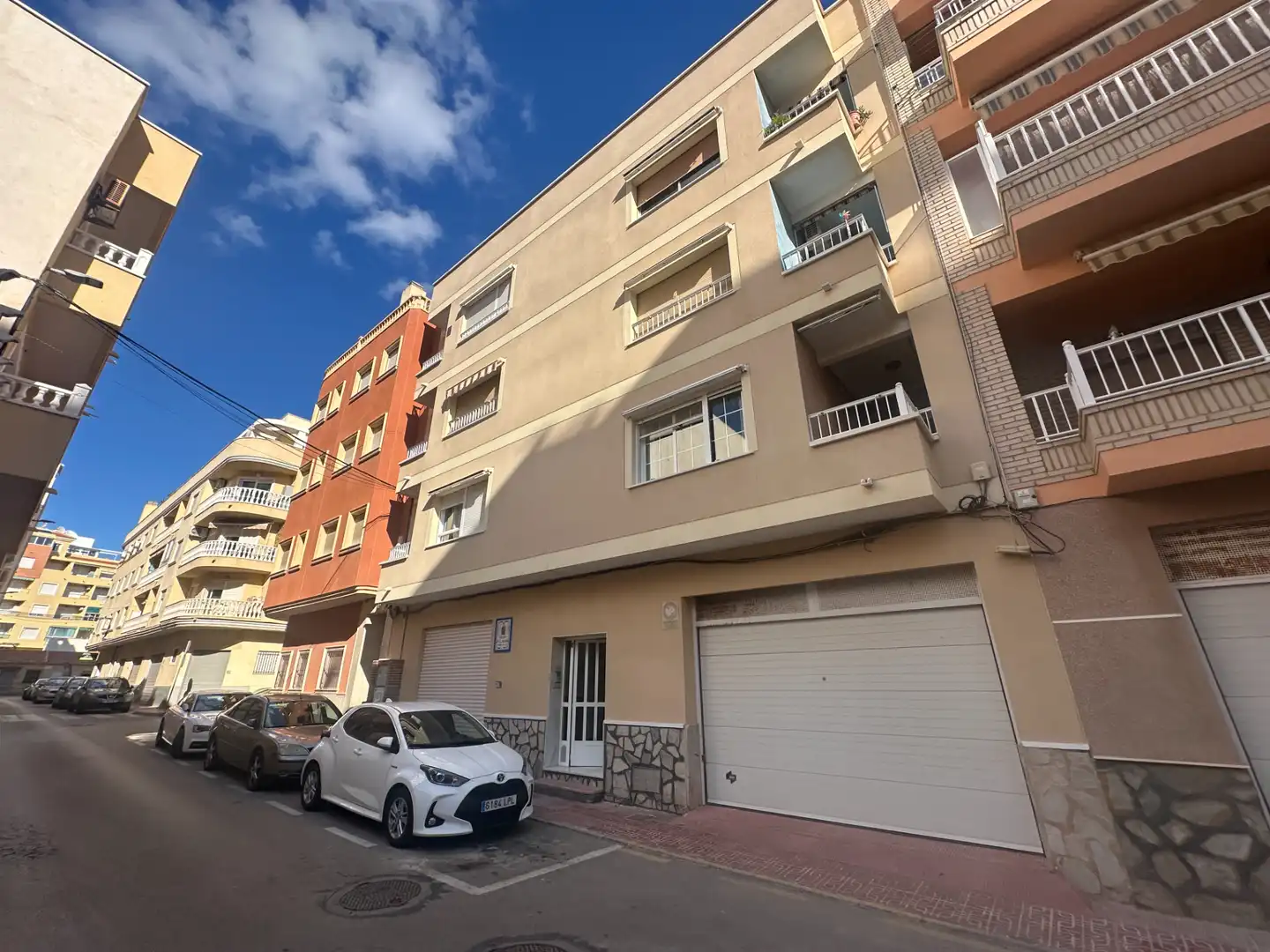 Vista exterior de Apartamento en venta en Torrevieja con Aire acondicionado, Terraza y Amueblado