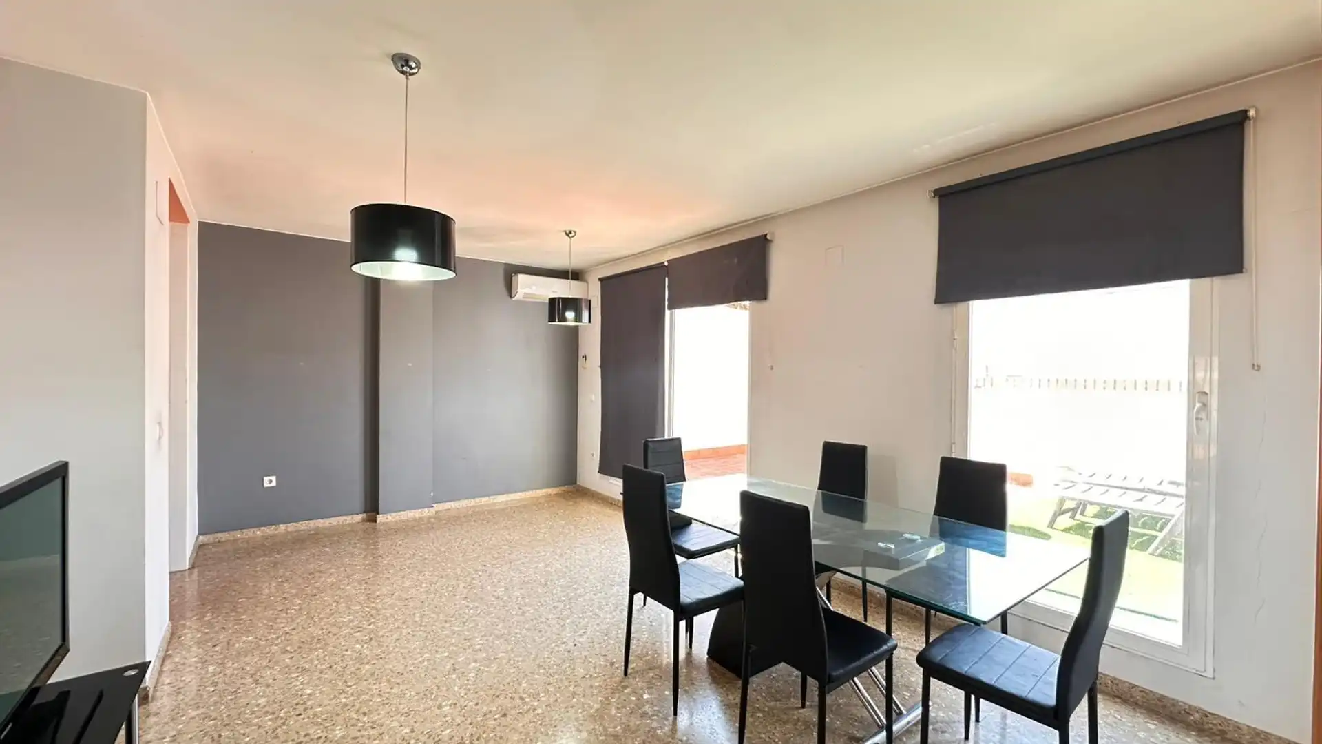 Menjador de Àtic en venda en L'Alcúdia amb Aire condicionat, Parquet i Terrassa