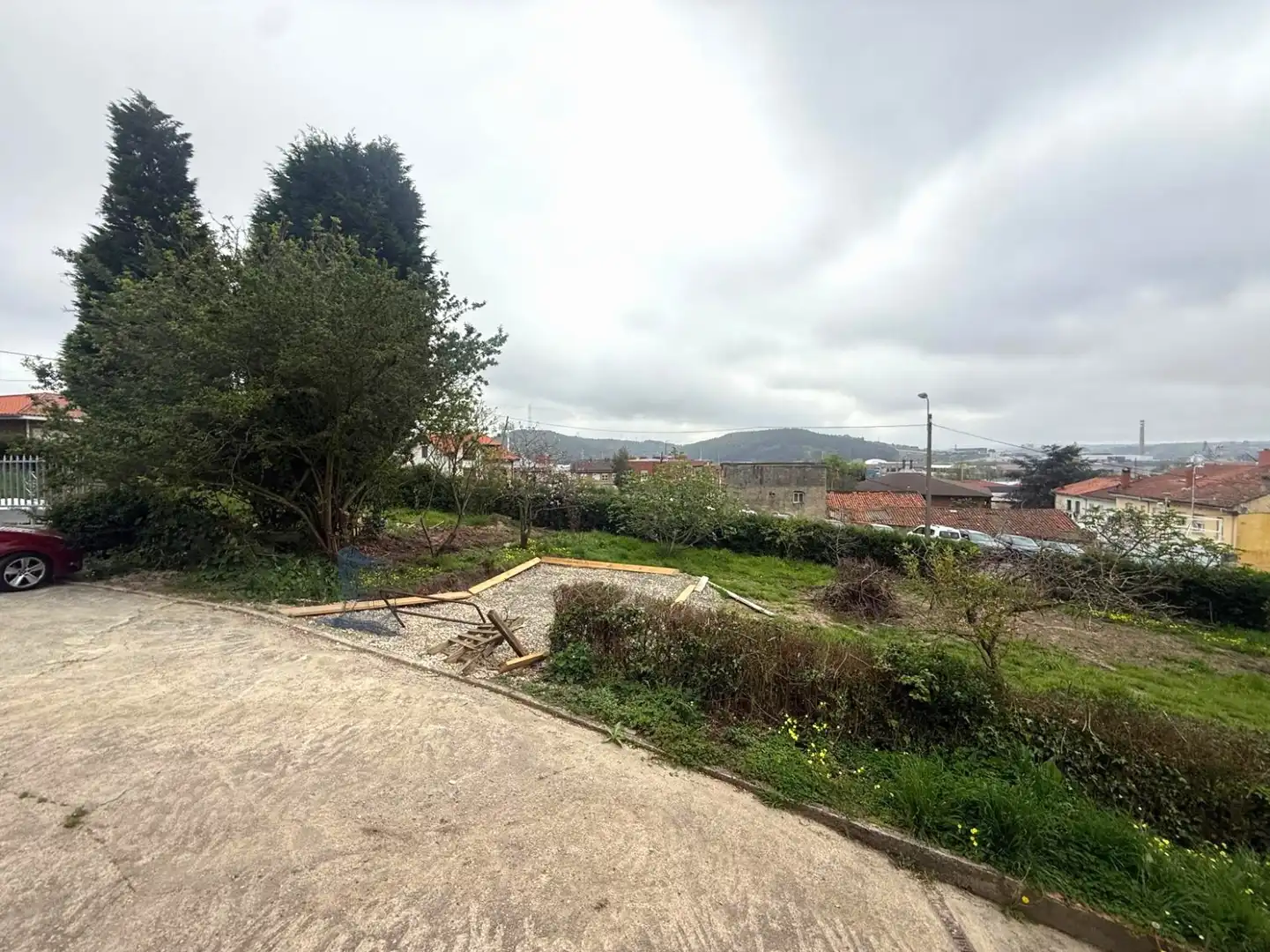 Casa adosada en venta en Avilés con Calefacción, Jardín privado y Terraza