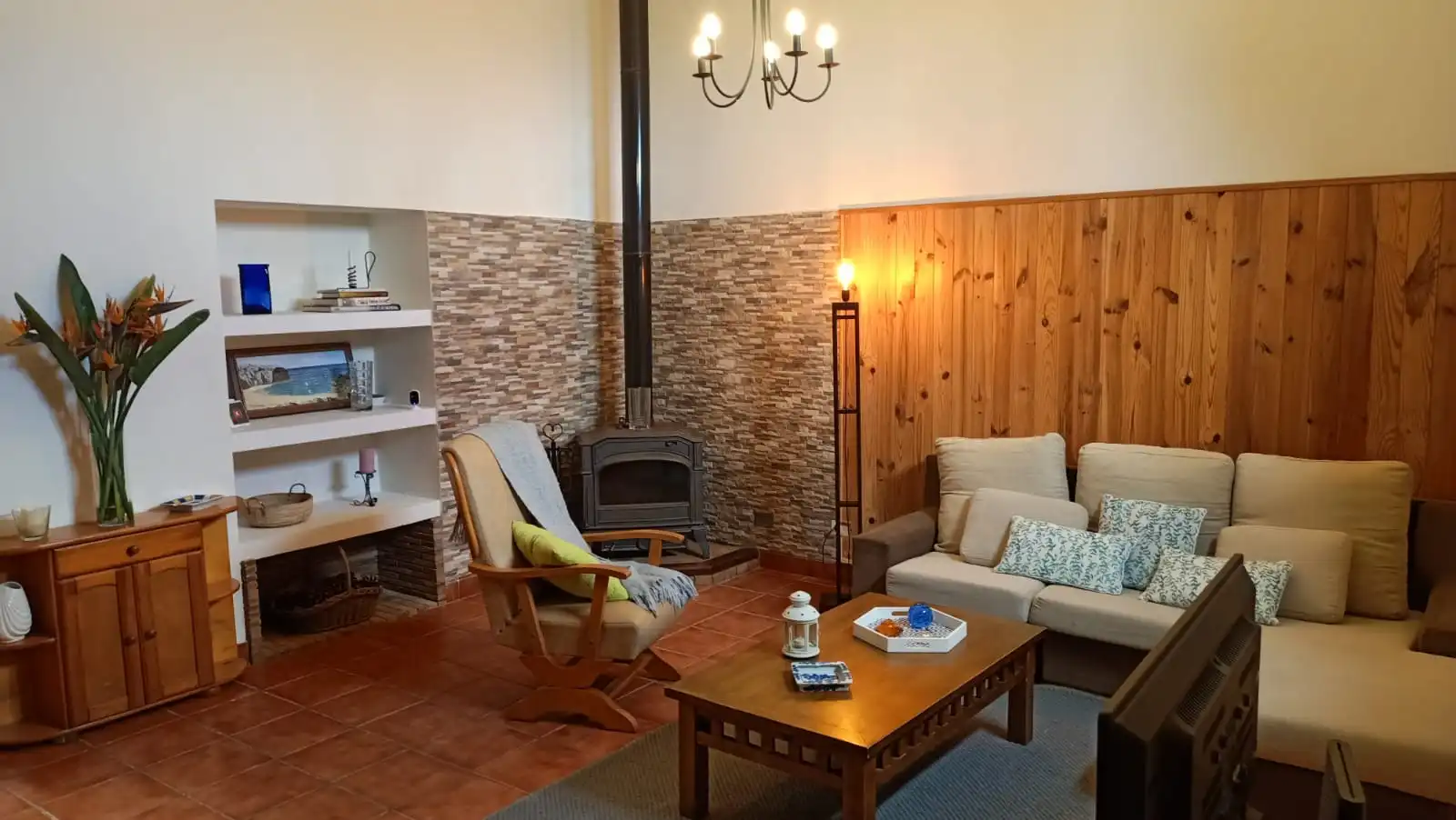 Sala d'estar de Casa o xalet en venda en Las Palmas de Gran Canaria amb Terrassa, Moblat i Forn