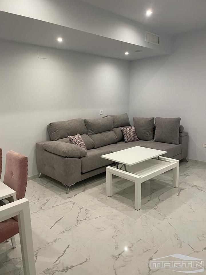 Wohnzimmer von Wohnung miete in Lucena mit Klimaanlage, Abstellraum und Möbliert