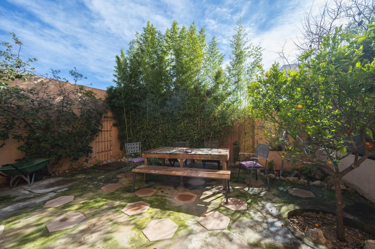 Garten von Maisonette zum Verkauf in Sant Josep de sa Talaia mit Klimaanlage, Heizung und Privatgarten