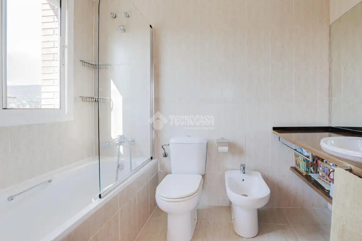 Baño de Piso en venta en Sant Feliu de Llobregat con Aire acondicionado y Balcón