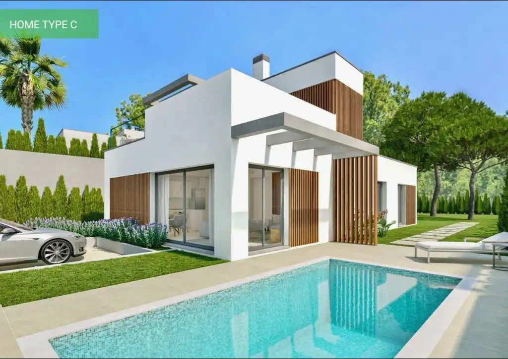 Detached house with pool for sale in Golf Bahía, imagen 2