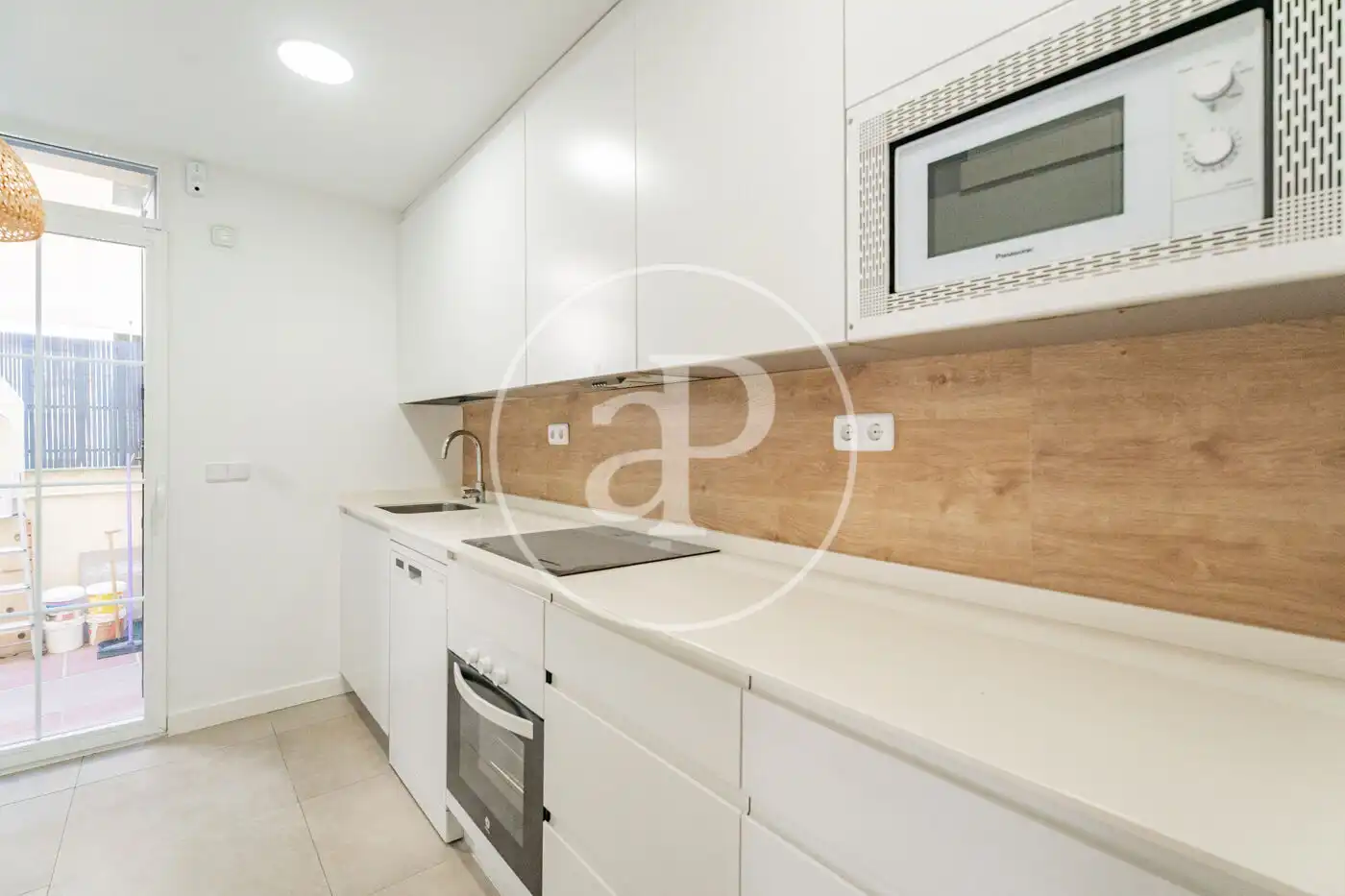 Cocina de Casa o chalet de alquiler en Madrid con Aire acondicionado, Calefacción y Jardín privado