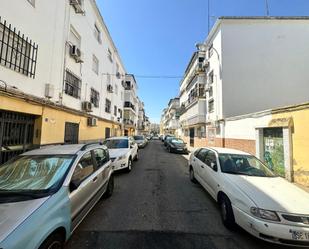 Vista exterior de Pis en venda en  Sevilla Capital amb Aire condicionat i Terrassa