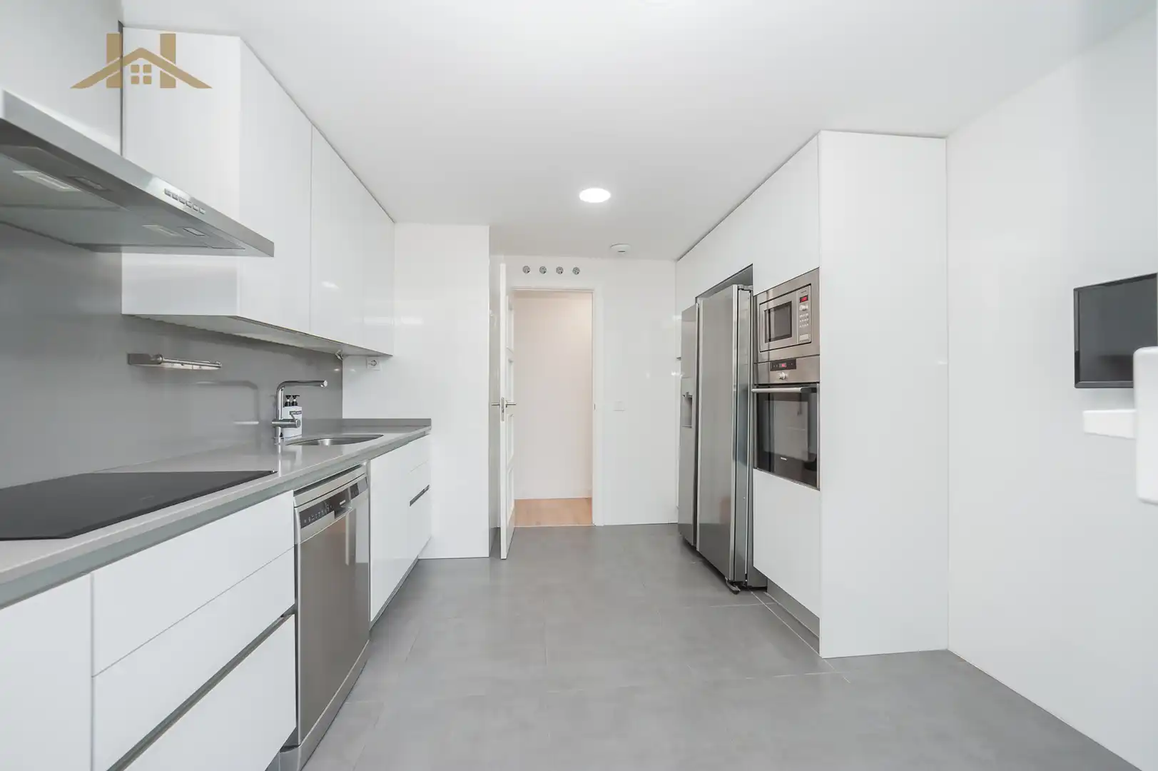 Küche von Wohnung zum Verkauf in Pozuelo de Alarcón mit Klimaanlage, Heizung und Terrasse