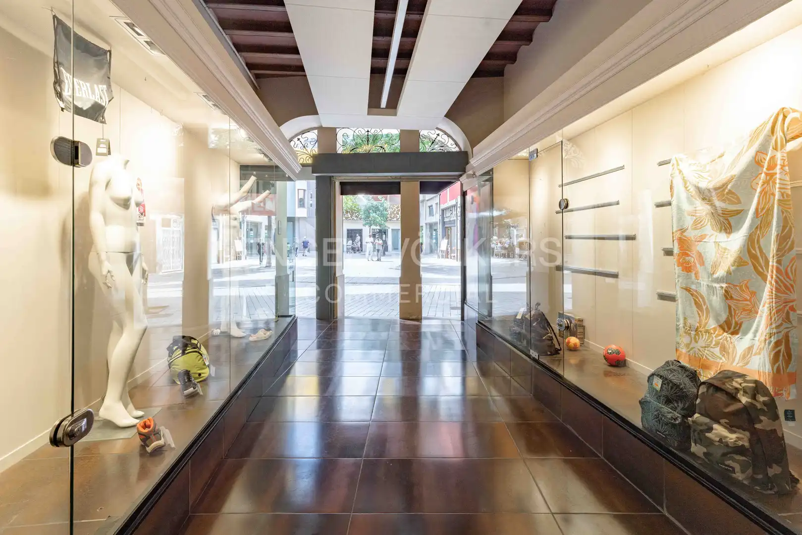 Local comercial de lloguer a Centre, imagen 5